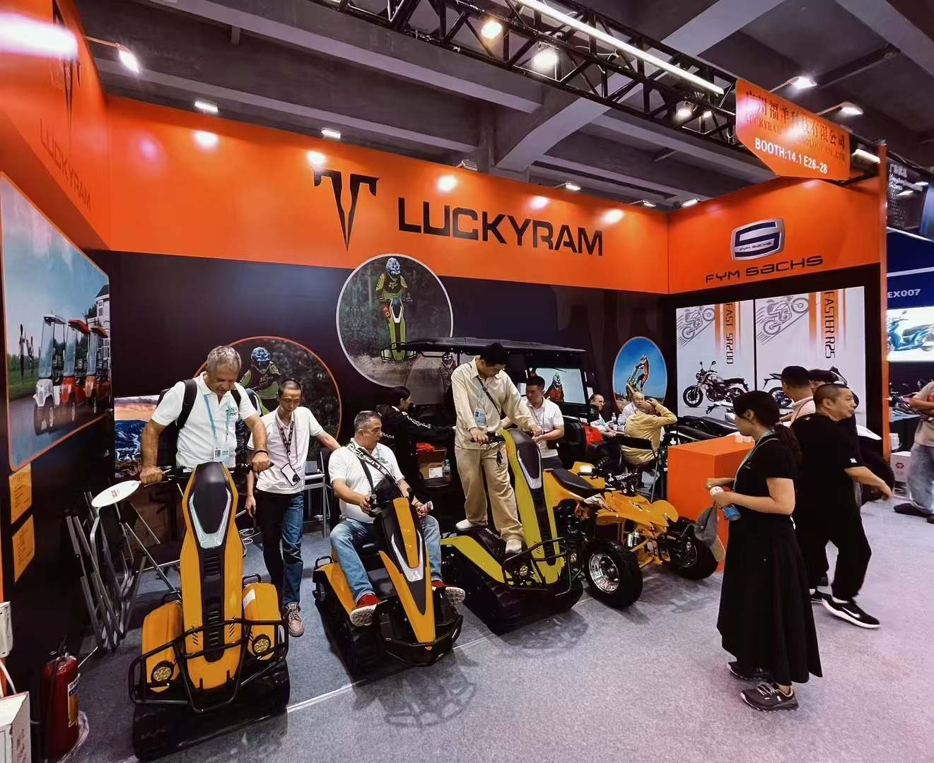 136th Canton FairでLuckyram ATVSが外国のバイヤーの目をキャッチ